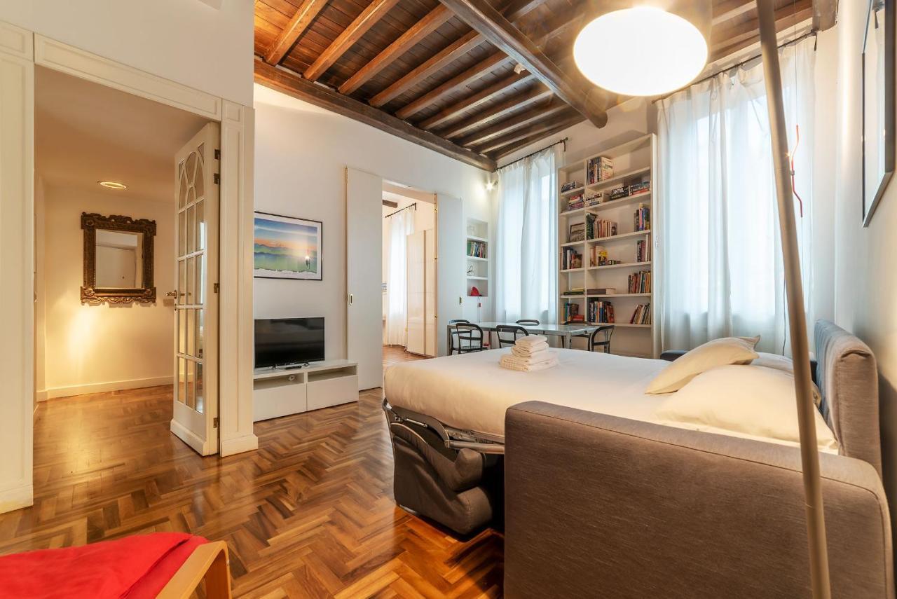 Casa Isabella Al Colosseo - FromhometoRóma Kültér fotó