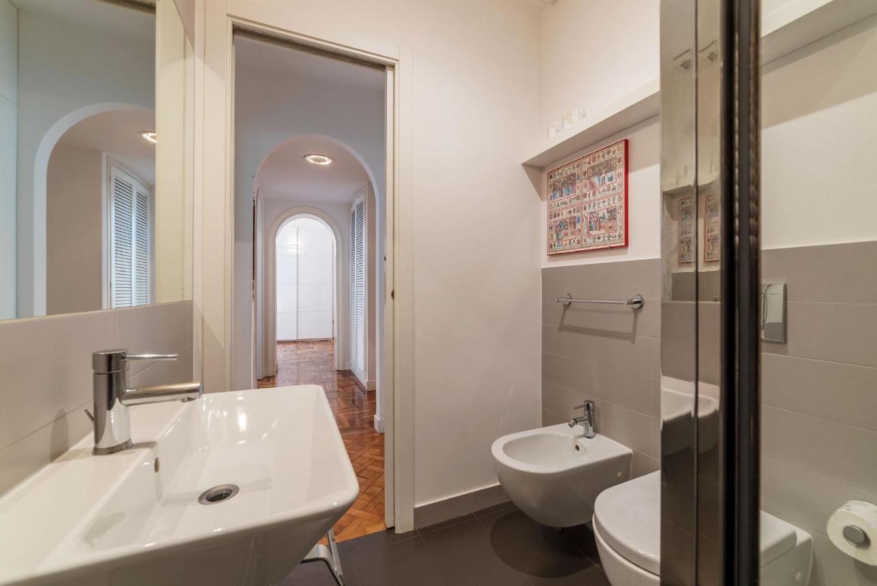 Casa Isabella Al Colosseo - FromhometoRóma Kültér fotó